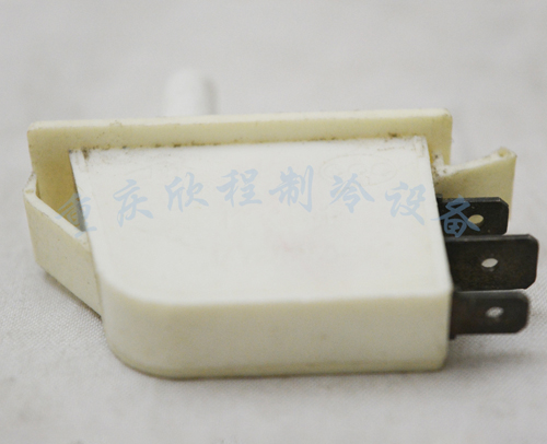 德宏容声冰箱门开关